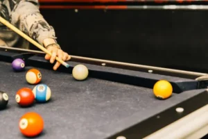 A zoomed in image of a pool table